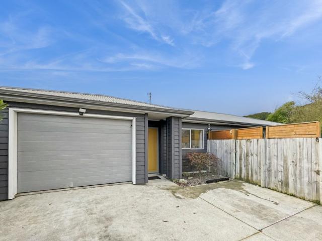 Wainuiomata Living!