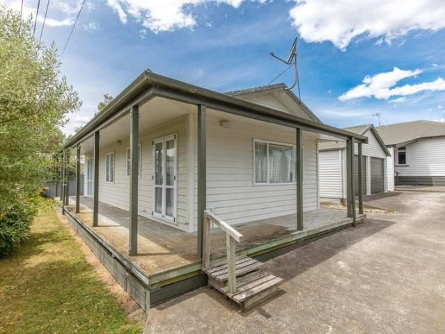 waipukurau, 2 bedrooms