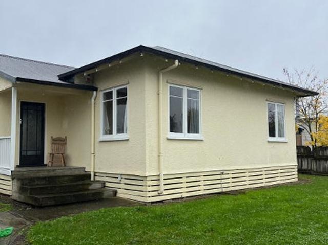 Waipukurau, 2 bedrooms