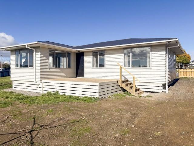 waipukurau, 3 bedrooms