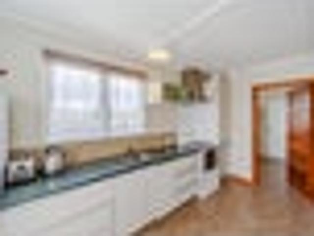 Waipukurau, 3 bedrooms, $590 pw