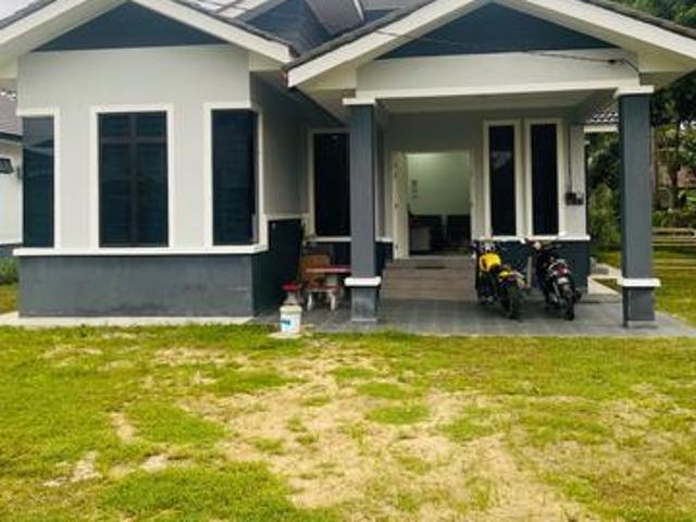 WAKAF BHARUMorak Bangglo Fully Furnished