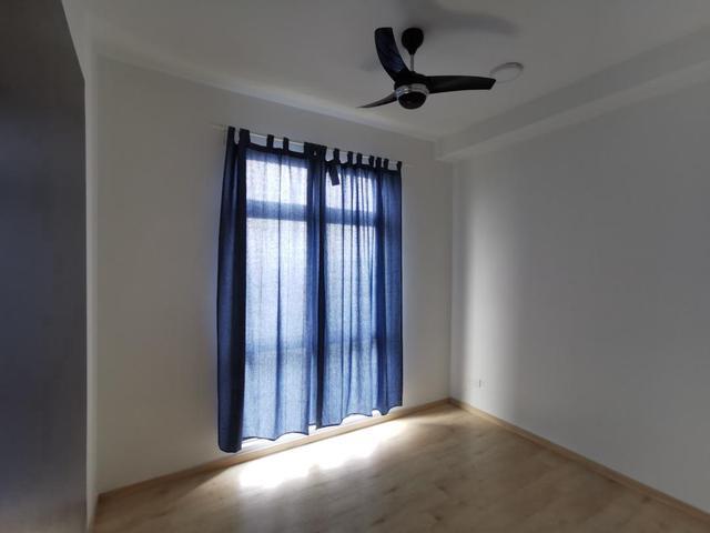 Wake Up to a Beautiful Lake View at The Henge Kepong