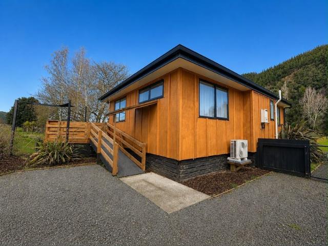 wakefield, 2 bedrooms