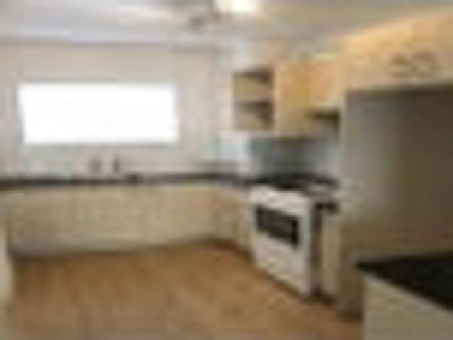Waltham, 2 bedrooms, $470 pw