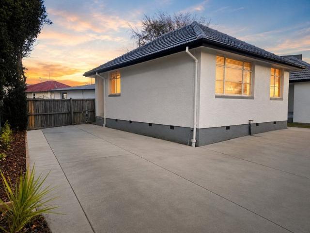 waltham, 2 bedrooms