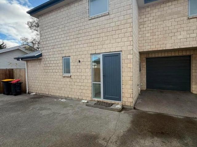 waltham, 3 bedrooms