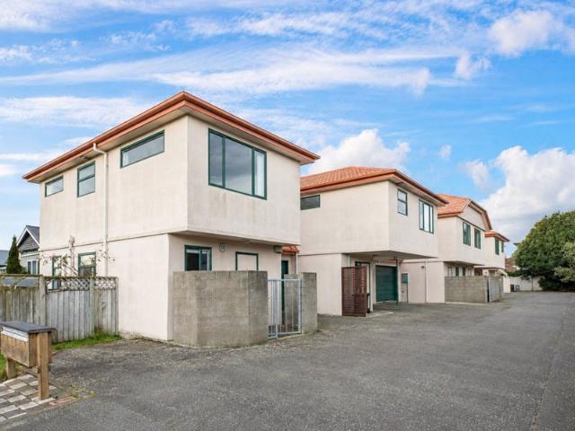 Waltham, 3 bedrooms