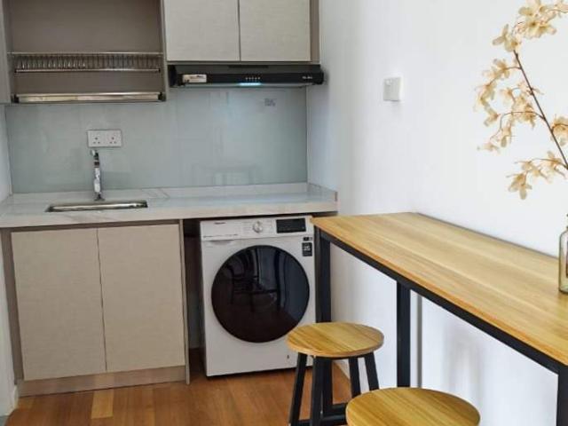 [Waltz] Brand New OUG Studio Room Rent