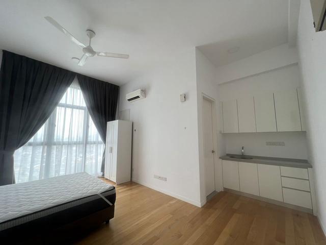 Waltz Condo OUG Happy Garden Dual Key Fully Furnished Unit KL View