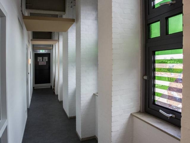 Wal, Eindhoven Amsterdam Apartments for Rent