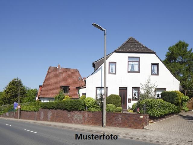 Wald, Weg, Parkplatz