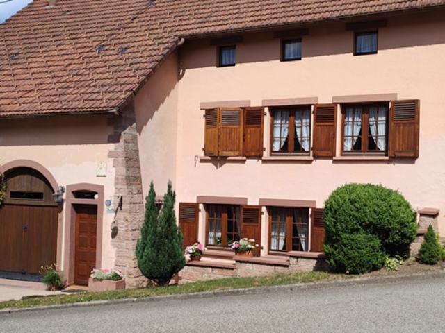 Waldersbach, au pied du Champ du Feu, très jolie maison, cac