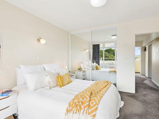 Walk in and Relax!