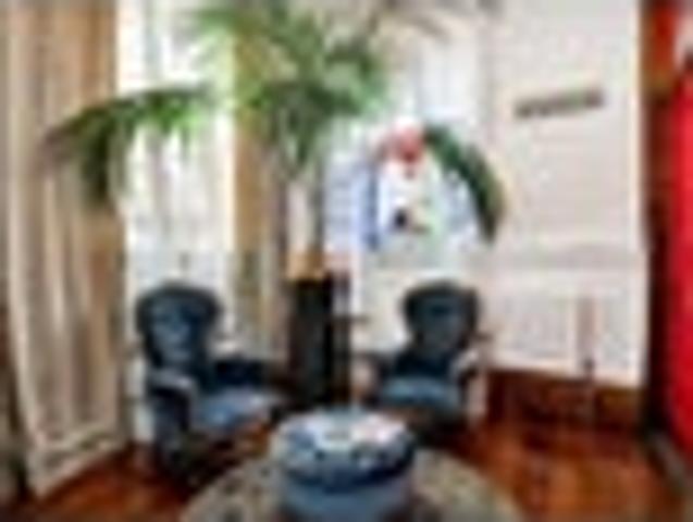 Walk Into 2 Splendid Luxury Apartments