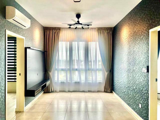 WALK TO MRT CORNER UNIT Meta City Seri Kembangan Selangor FOR SALE