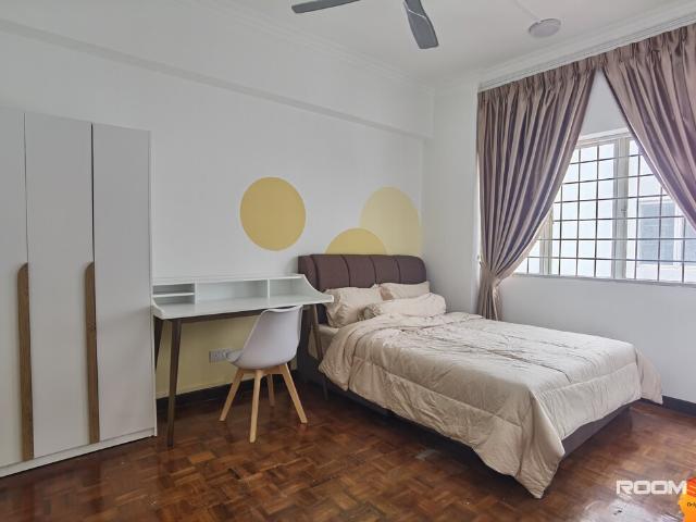 [WALK TO MRT Eko Cheras] Middle Room at Awana Puri, Cheras Taman Mutiara Barat