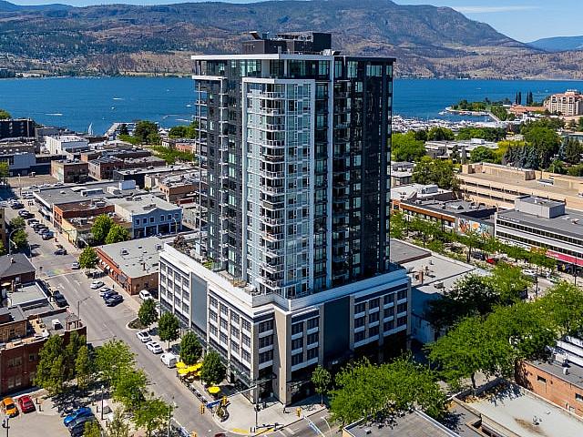 Walk To Everything + Lake Views! 1602 Ella