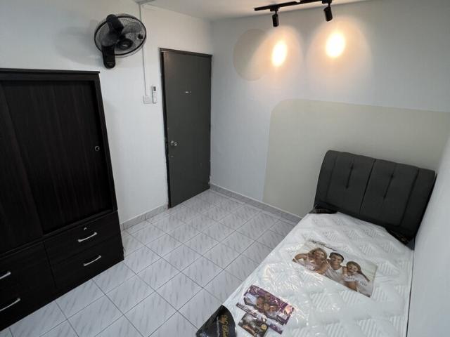 [WALK TO LRT KTM MONORAIL] Middle Room at Kenanga Point, Pudu Hang Tuah KL Near KWC LRT Monorail