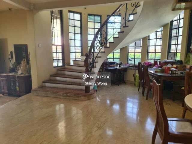 Walk up Apartment Taman Pinggiran Putra