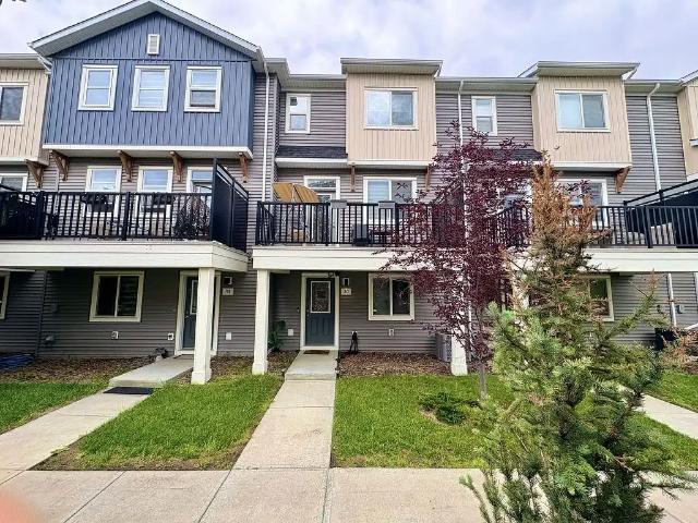Walker 3 Bed 2.5 Bath Home For Rent Edmonton