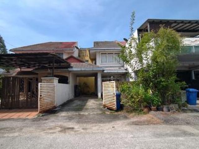 Walking distance mrt Taman Alam Megah Double storey