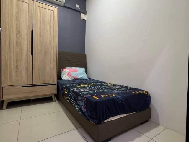 Walking distance to Muhibbah LRT Station ✅ Room