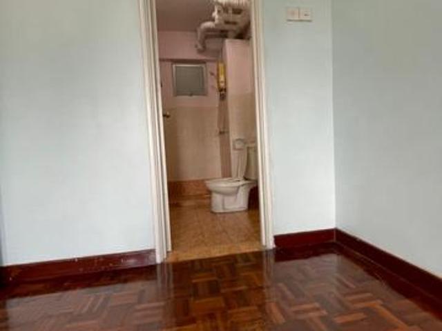 Walking Distance to MRT BATU STATIONPermai Ria Condo With Balcony