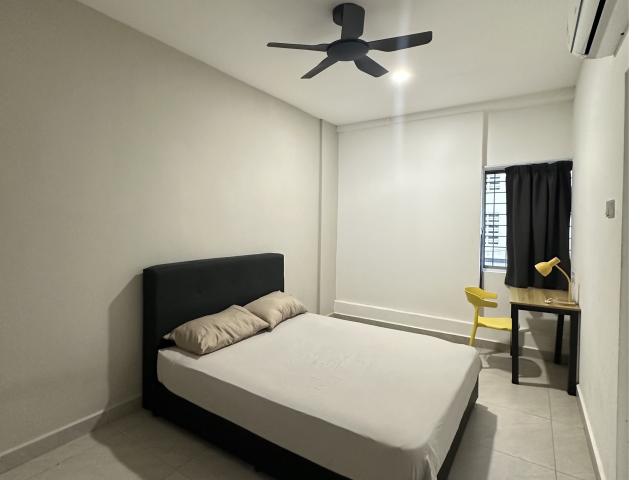 WALKING DISTANCE TO MRT KENTOMEN‼️SPACIOUS ROOM WITH PRIVATE BATHROOM‼️ MOVE IN IMMEDIATELY WITH ZERO DEPOSIT ‼️