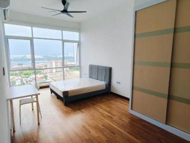 Walking distance to CIQ fully furnished
