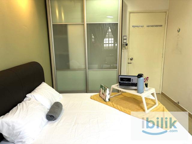 Walking Distance to LRT USJ7 Kelana Jaya Line FREE WiFi Medium Room Fully Furnished