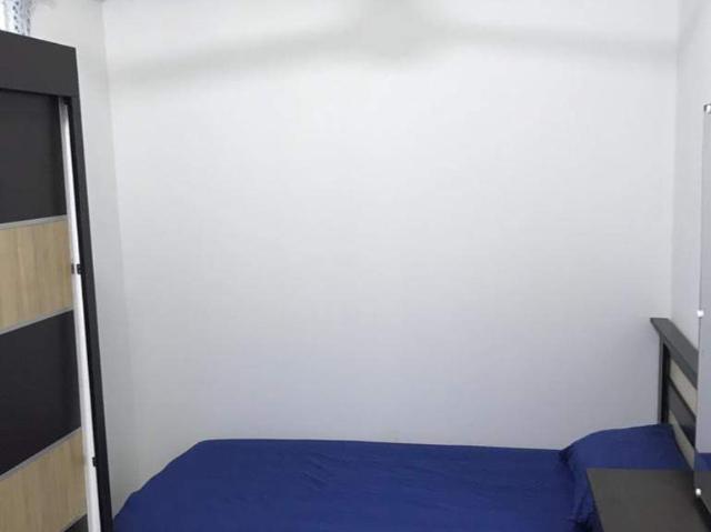 Walking distance to LRTInclude UtilitiesSingle bedroom with windows and AC located in Pacific Place, Ara damansara