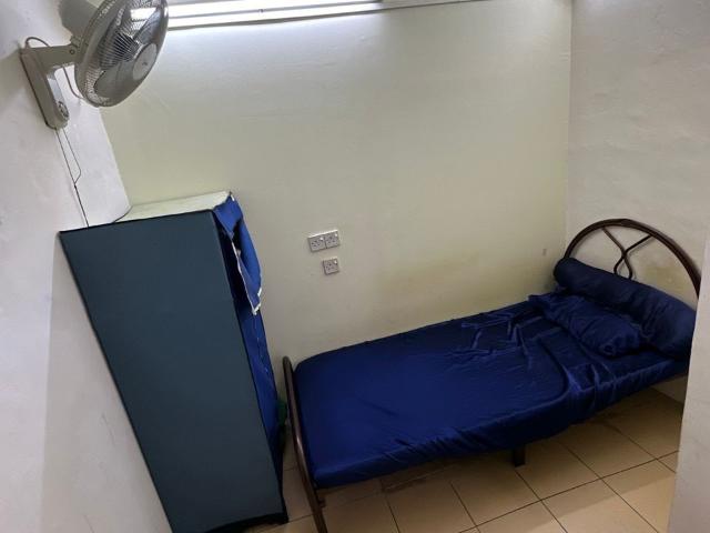 Walking distance to Starling Mall Room for Rent at Damansara Utama