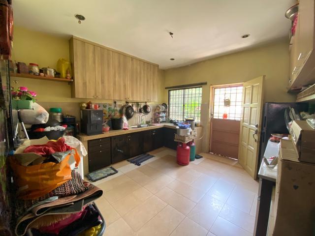 Walking equine mrt station 1sty terraced house taman dato demang