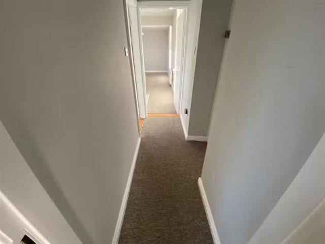 Walkinstown Green, Walkinstown, Dublin 12, D12 KX51