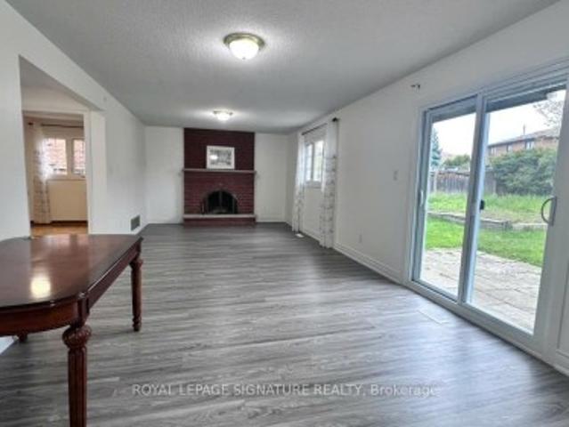 Walkout Basement 3 3137 Sunnyhill Drive, Mississauga, ON, L4X 2K5 house for lease | Listing ID W13544 | Royal LePage