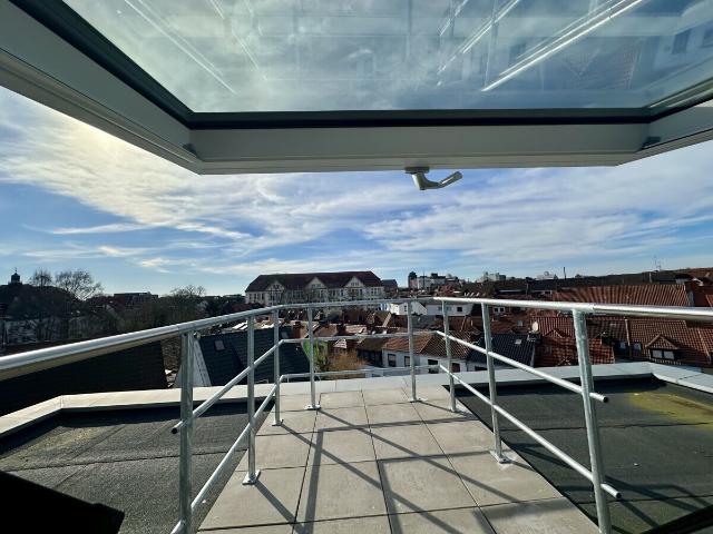 Walle Erstbezug: exklusive 2 Zimmer Whg. toller Blick über die Dächer Bremens, EBK, Balkon uvm