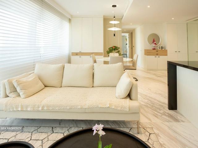 Wallich Residence D2, Condominium