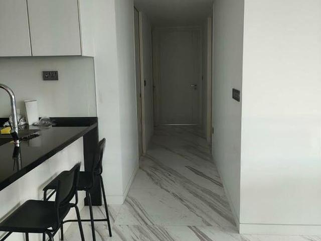 Wallich Residence D2, Condominium