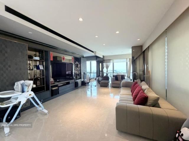 Wallich Street D2, Condominium