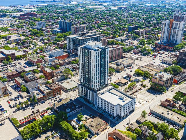Walnut Place Wayfarer Apartment for Rent