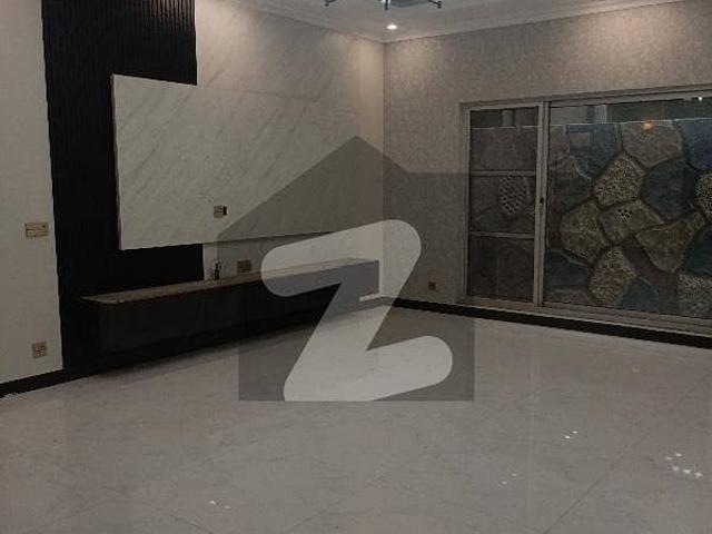 Wapda Town Phase 2 1 Kanal Brand New Luxury Upper Portion Available For Rent