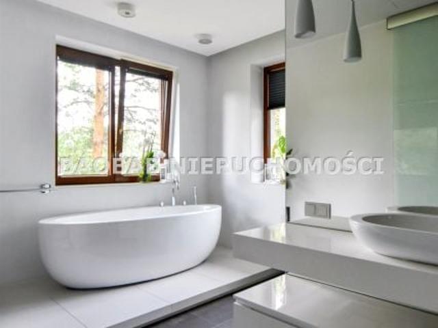 Warecka 460 m², Borowina
