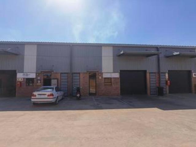 warehouse / distribution centre/ man.