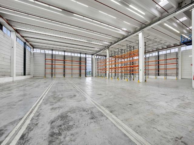 Warehouse for rent in Berneck 1 200 m² | dreamo. Ch