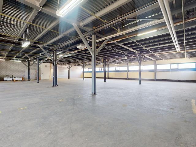 Warehouse for rent in Brügg b. Biel 830 m² | dreamo. Ch