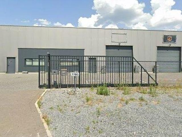 240 m2 warehouse for rent in Genk