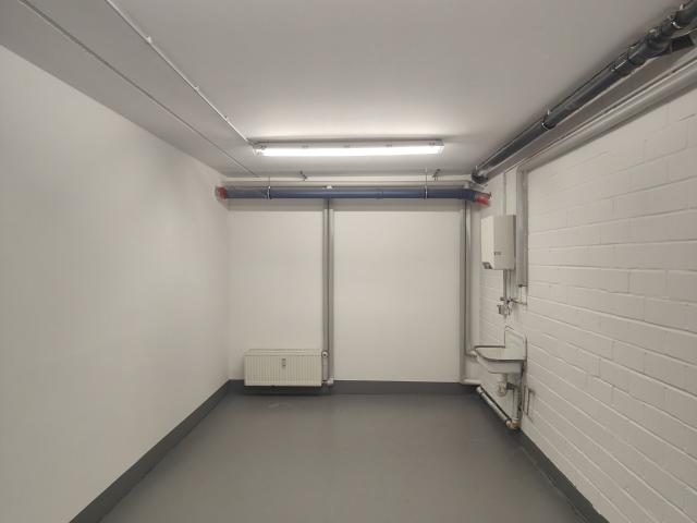 Warehouse for rent in Köln 17 m² | dreamo. Ch