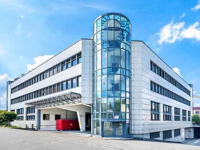 Warehouse for rent in Oberentfelden 254 m² | dreamo. Ch