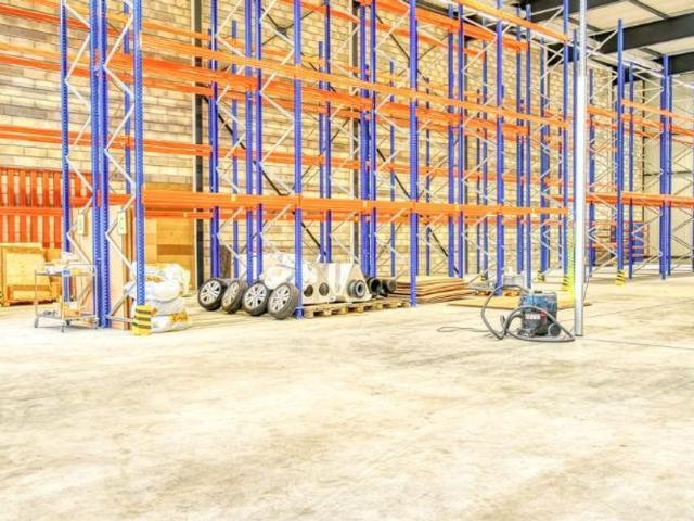 Warehouse for rent in Sierre 735 m² | dreamo. Ch
